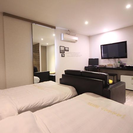 גונסאן Paradise Hotel מראה חיצוני תמונה