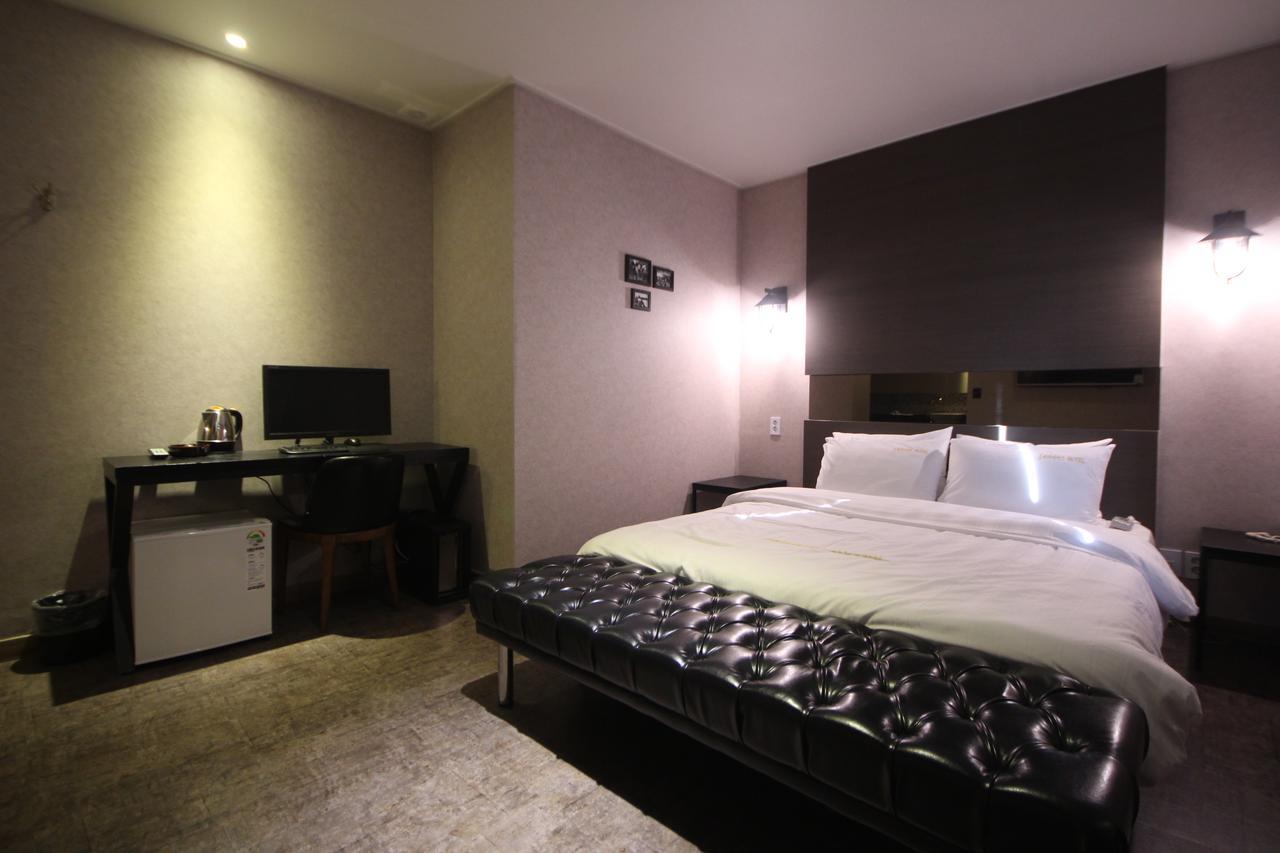 גונסאן Paradise Hotel מראה חיצוני תמונה