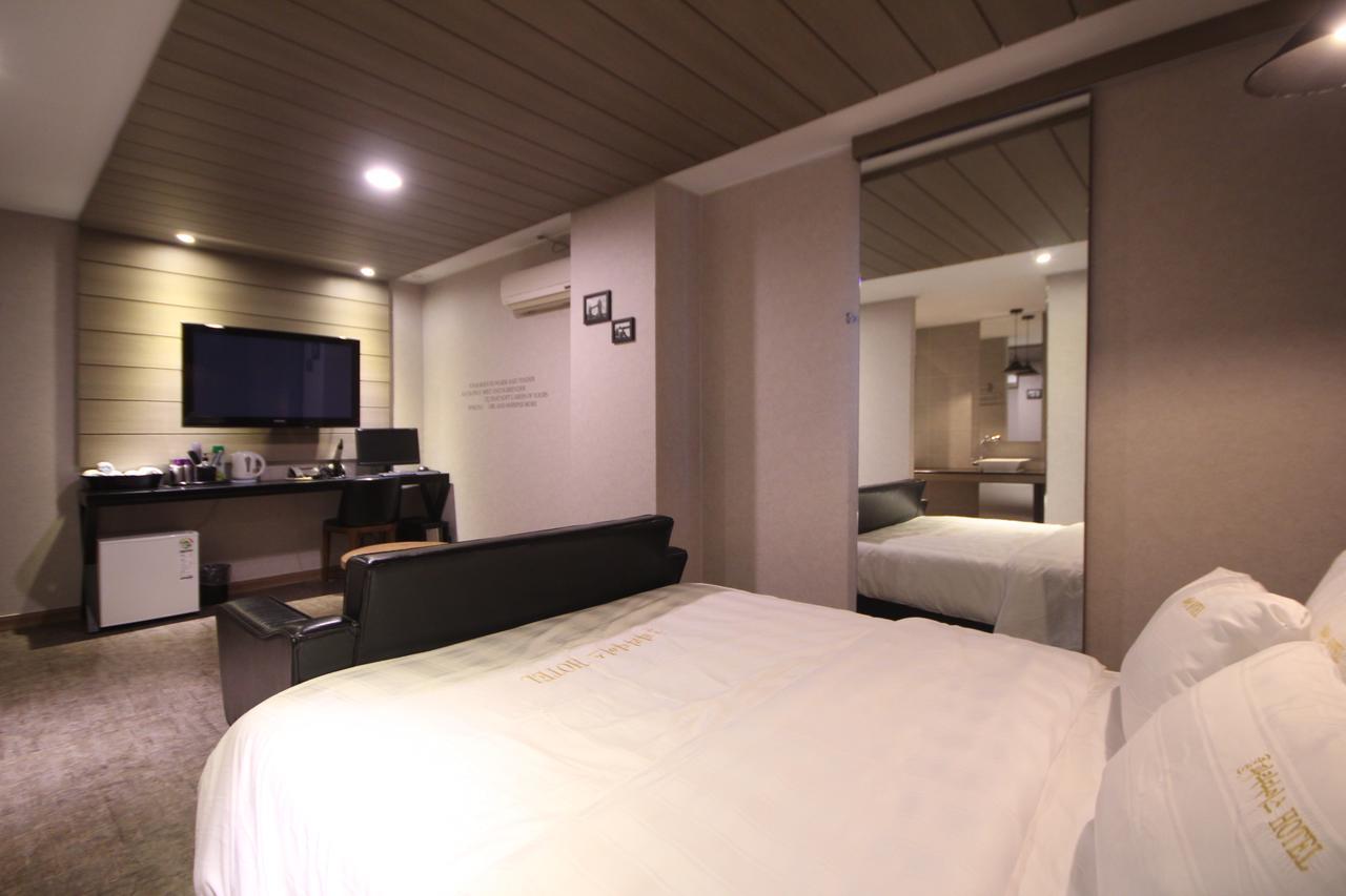 גונסאן Paradise Hotel מראה חיצוני תמונה
