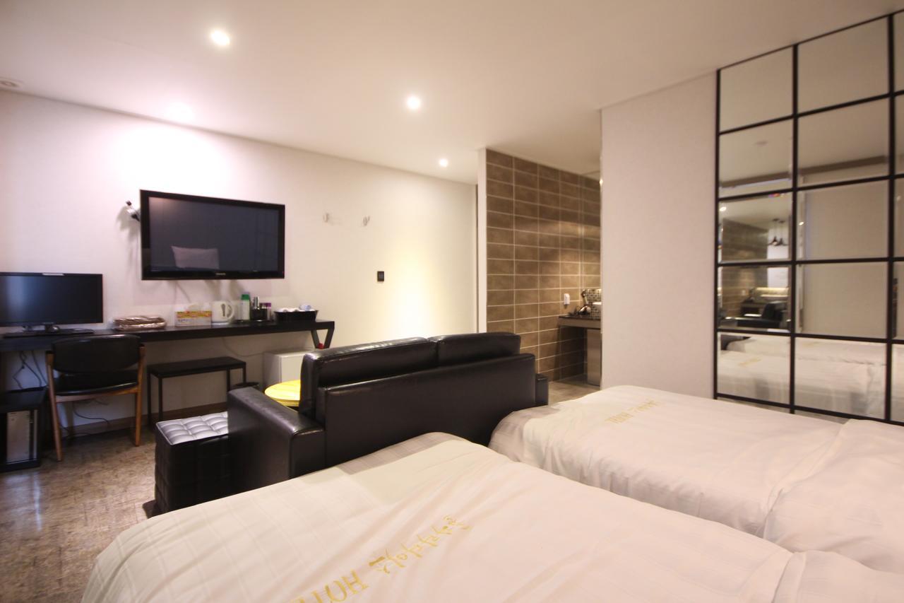 גונסאן Paradise Hotel מראה חיצוני תמונה